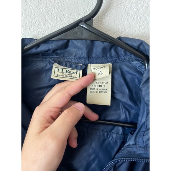 L.L. Bean Women's Windbreaker Zip Up Hooded Rain Coat Blue Size Small - Picture 2 of 4